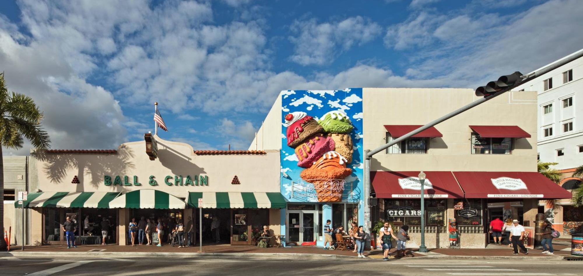 B1 Best Value On Private Bedroom With Private Bathroom In Little Havana, Miami Esterno foto