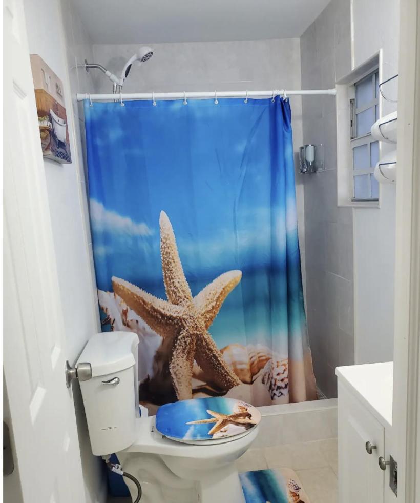 B1 Best Value On Private Bedroom With Private Bathroom In Little Havana, Miami Esterno foto